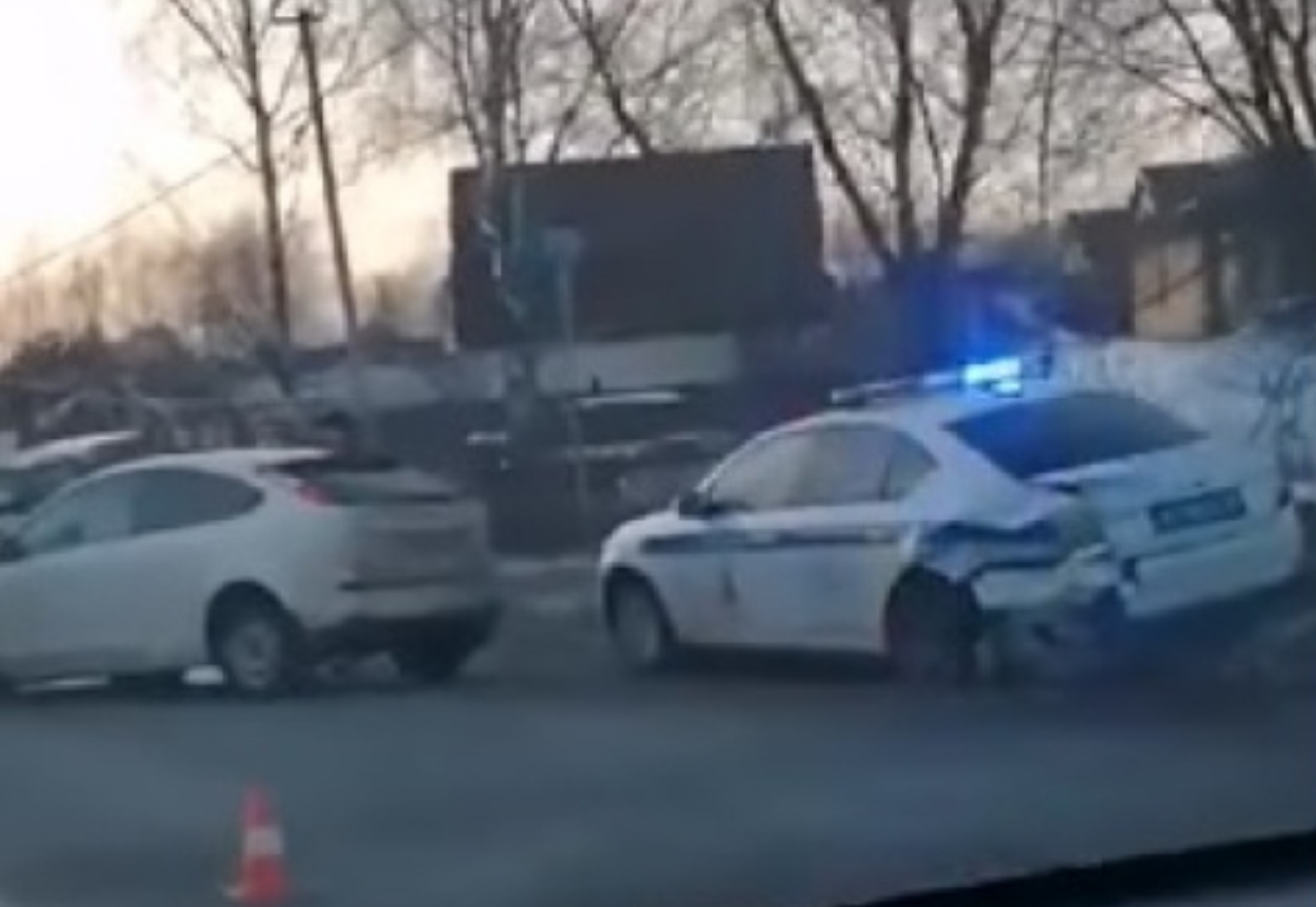 Ярославские гаишники угодили в аварию по пути на оформление ДТП