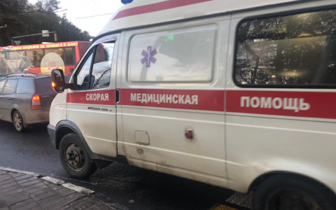 Пассажирский автобус попал под грузовик: подробности смертельного ДТП под Ярославлем