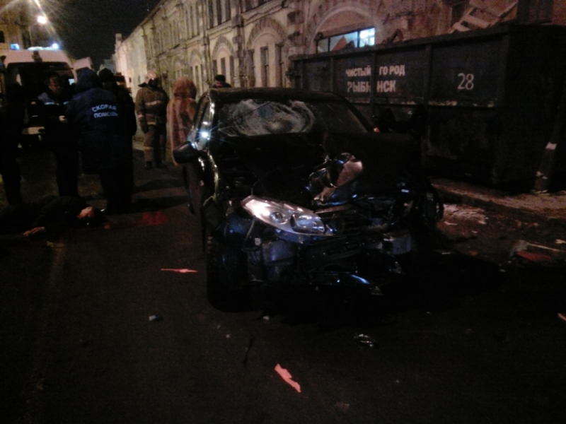 В Рыбинске при столкновении с "Рено" погиб мотоциклист