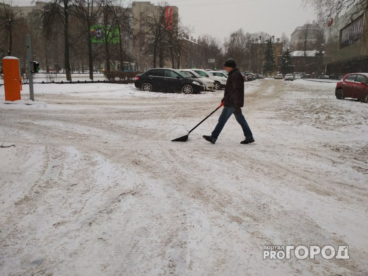 На выходные синоптики обещают в Ярославле снежные сугробы