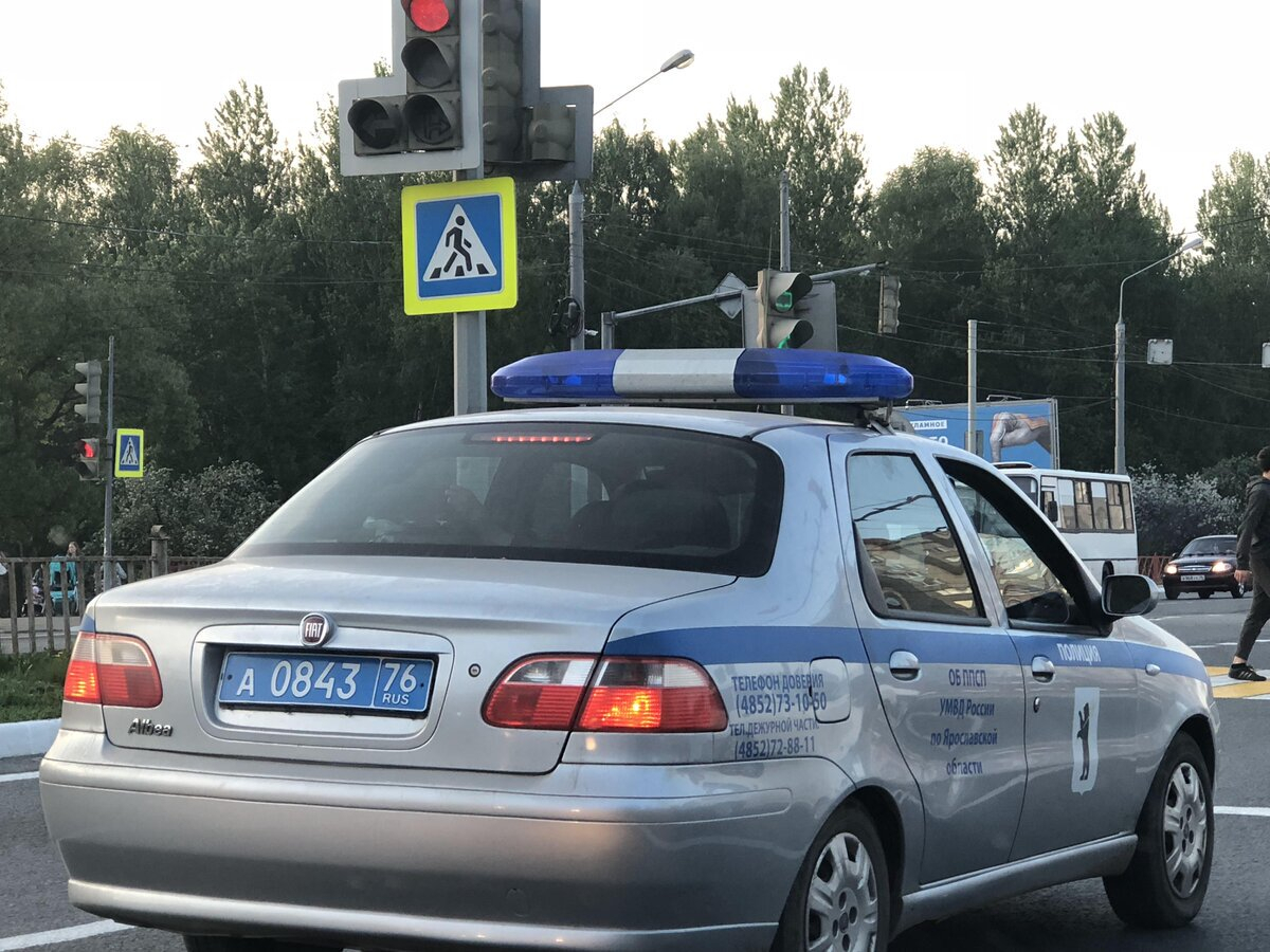 В Ярославле молодой пассажир обчистил таксиста