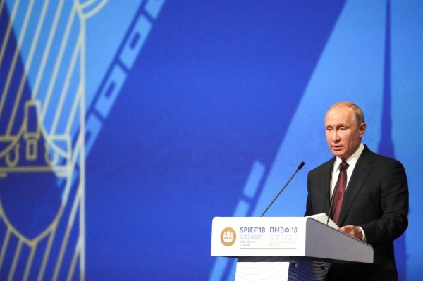 Губернатор Миронов о послании Путина: "Поддержим матерей и детей на уровне региона"