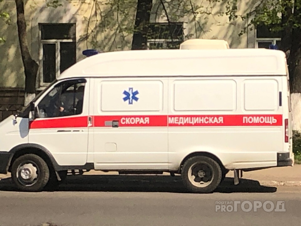 Фатальный маневр: внедорожник с двумя москвичами перевернулся под Ярославлем