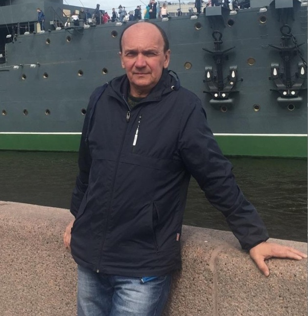 Дезориентирован и нуждается в помощи медиков: мужчину без пальца ищут в Ярославле