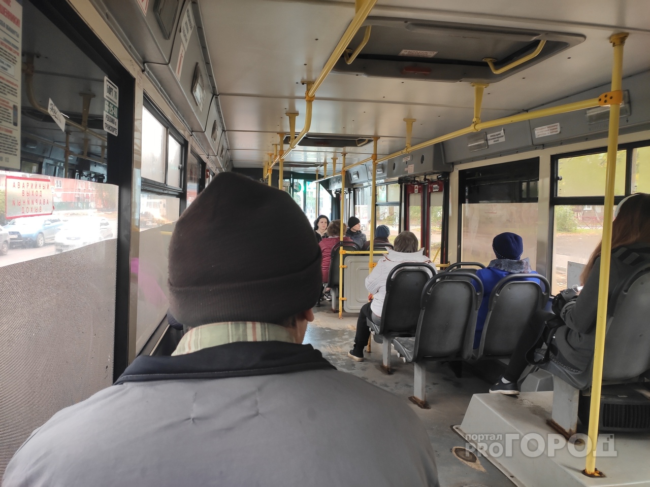 "Вляпалась в автобусе": ярославцы бунтуют против транспорта без кондукторов