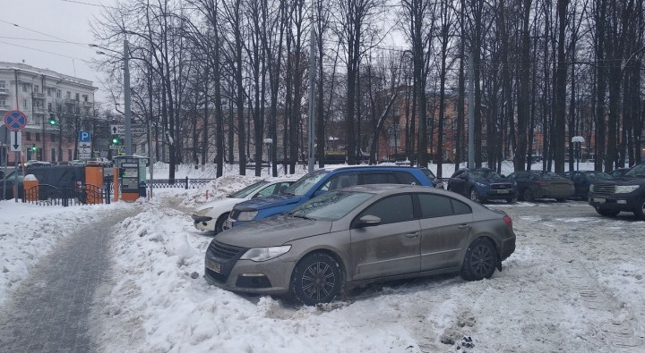 Платный въезд в города России: водителей пугают новыми поборами