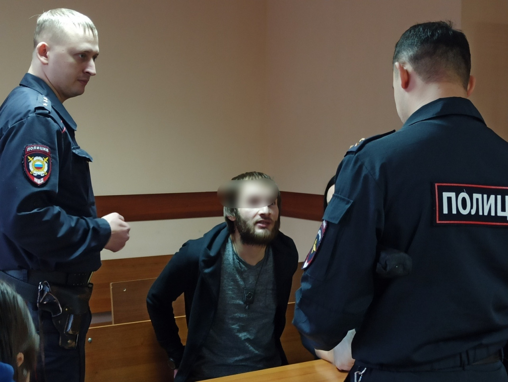 Бил по ягодицам и издевался: вынесен приговор по делу о пытках в колонии Ярославля