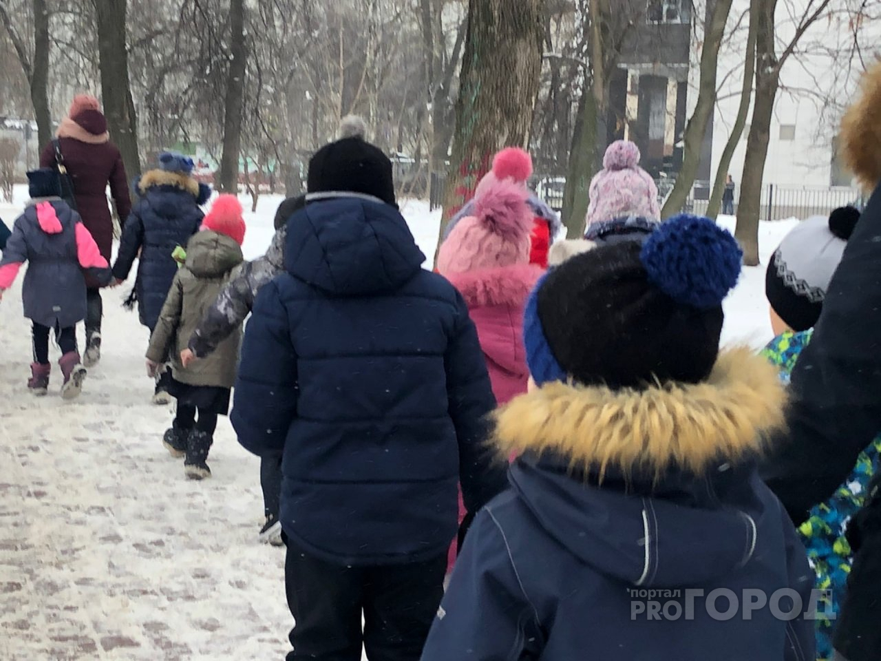 Детей увезли на "скорой": крупное ЧП произошло в школе под Ярославлем