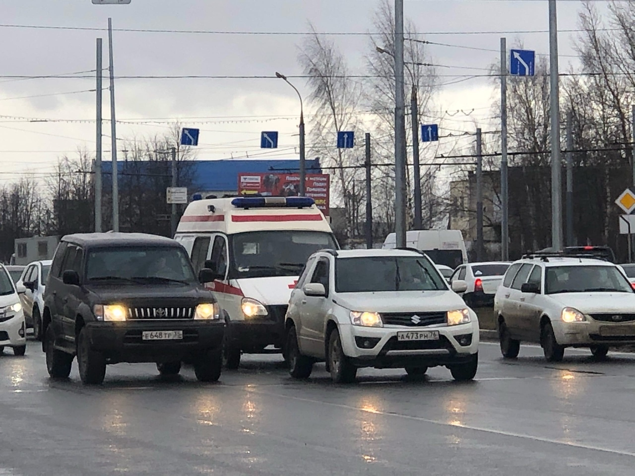 Удар оказался смертельным: подробности страшной аварии под Ярославлем