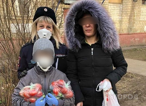 "Мамы плачут": как ярославские полицейские спасают семьи во время пандемии