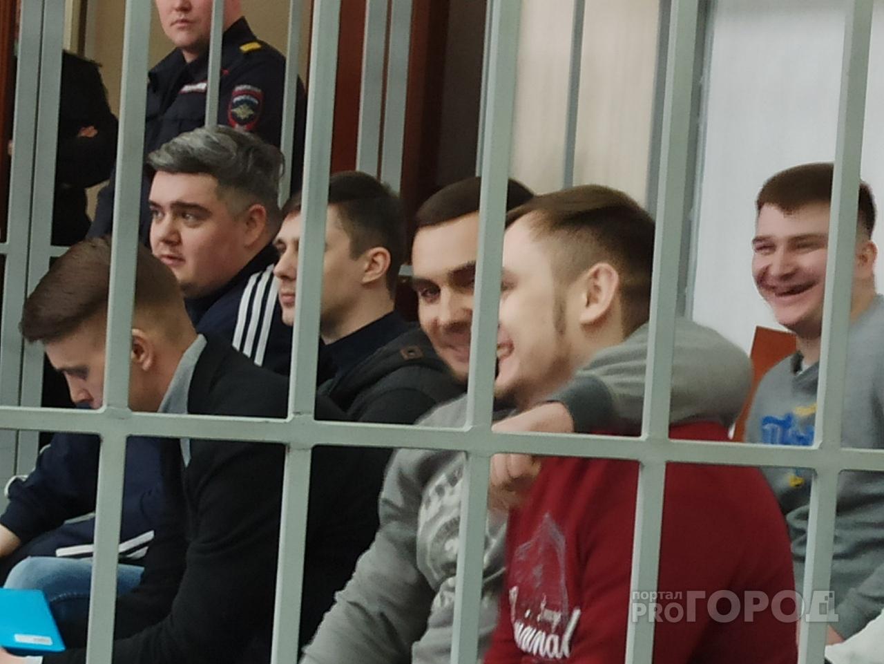 Четырнадцать подсудимых за раз: в Ярославле возобновили "пыточное дело"