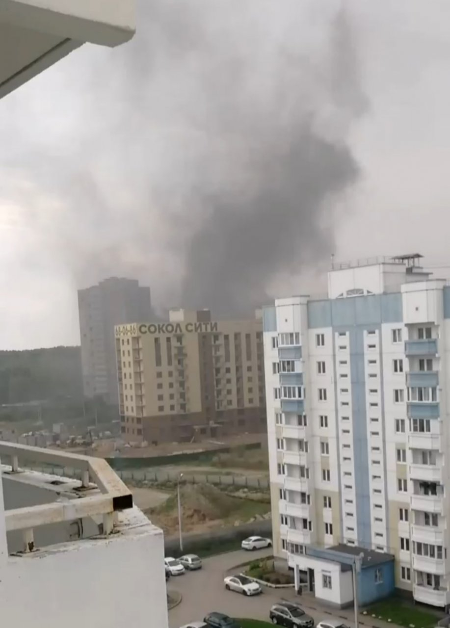 Черный дым по всему району: что горит в Ярославле