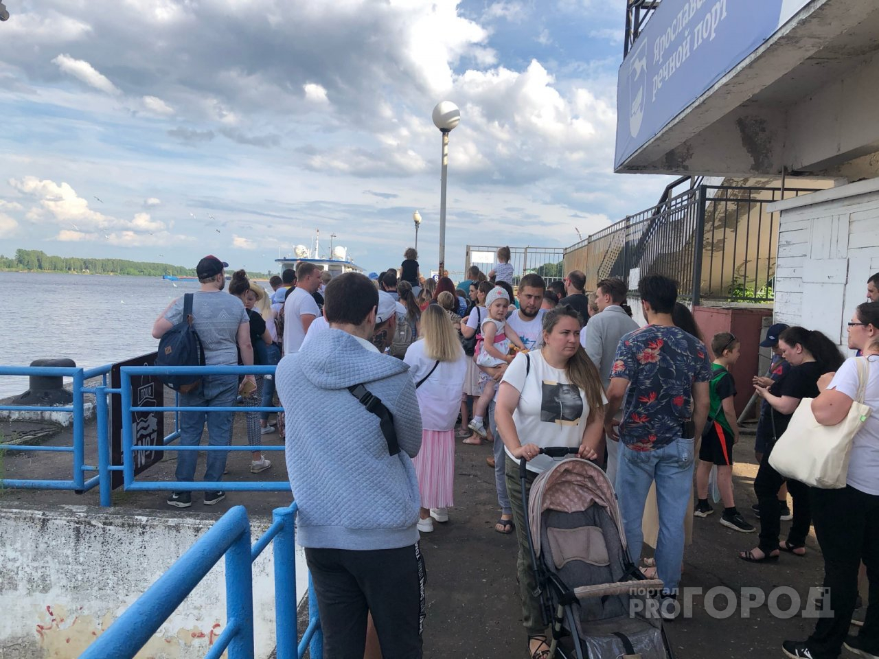 Чиновники из Рыбинска в пандемию заказали теплоход за семь миллионов