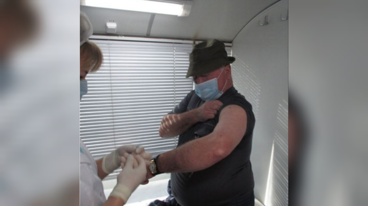 "Прививку сделали 60 тысяч": власти объявили вакцинацию в Ярославле