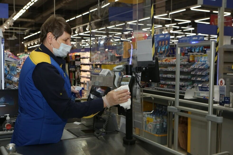 Ковида бояться - в магазин не ходить: безопасно ли в ярославских гипермаркетах