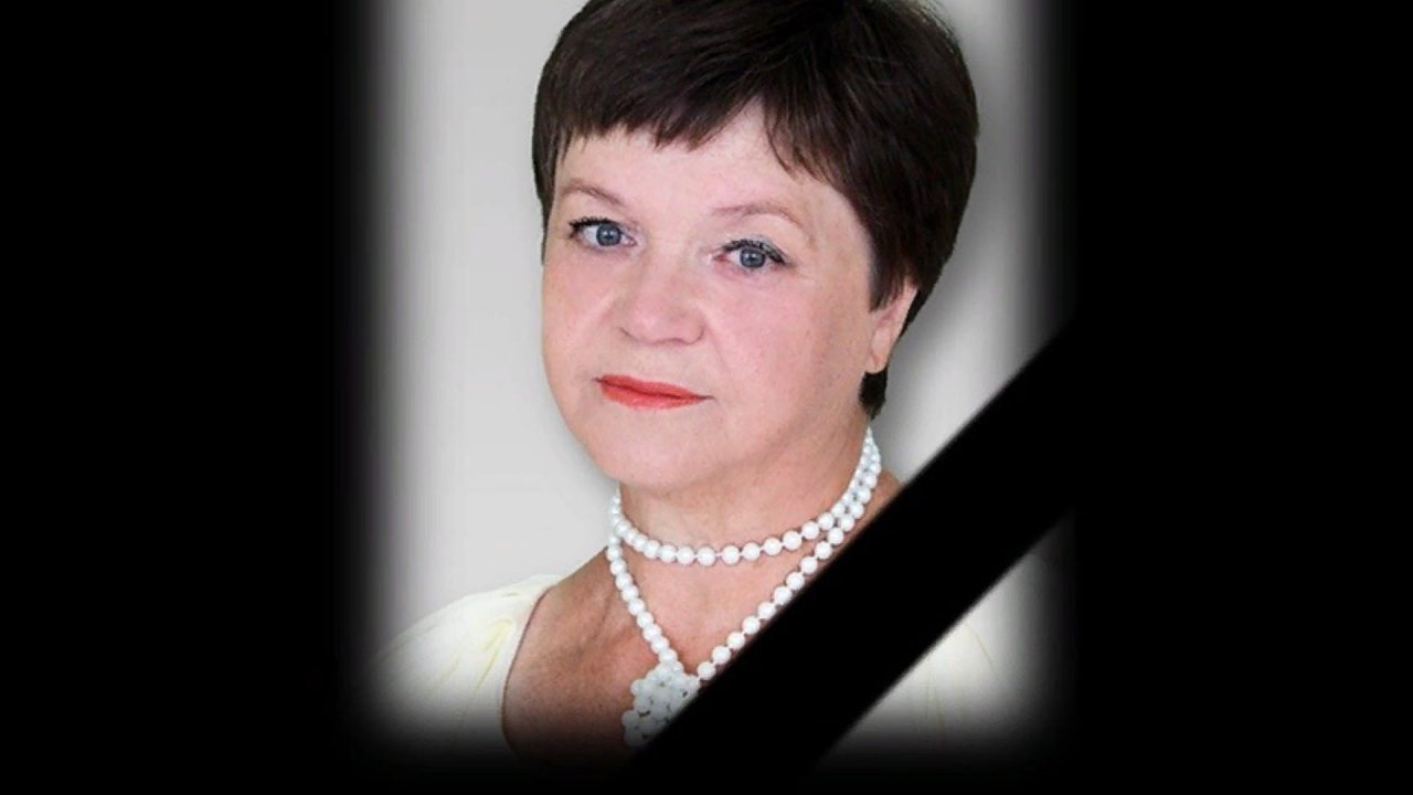Еще один учитель умерла в школе Ярославской области