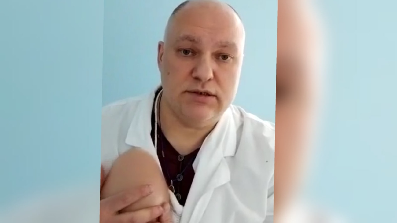 Как найти рак груди самостоятельно, показал врач из Ярославля
