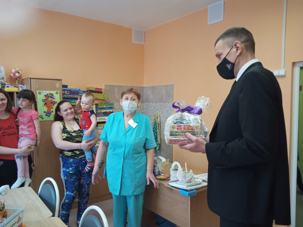 В детской больнице Ярославля появилась комната развлечений и лечения: смотрим фото