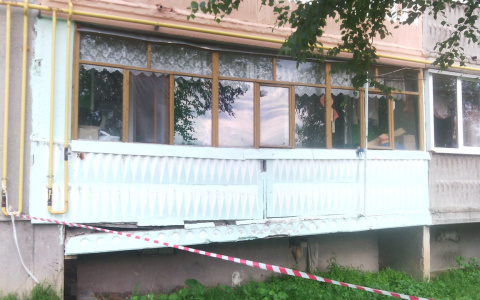 Жительнице Ярославля отключили газ из-за... старого балкона