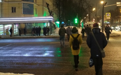 "Меня не пускают в автобусы": ярославец оставил грустное послание горожанам