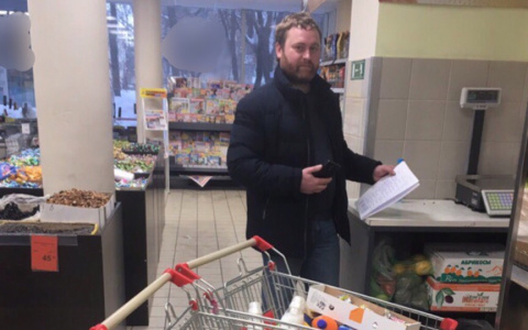 Полки в магазинах ломятся от опасной еды: просрочкой кормят ярославцев