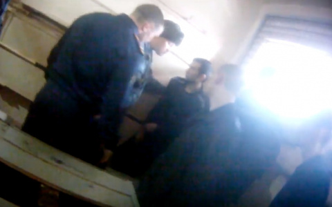 Прокурор и омбудсмен проверили новое видео пыток в ярославской колонии