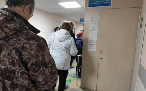 "Что ему там отрезали": пациентов отправили вырезать несуществующую грыжу в Ярославле