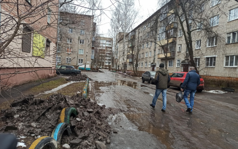 "Тяп-ляп": снести хрущевки в 30 регионах России хотят власти