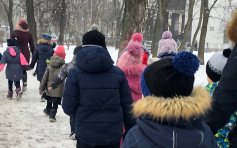 Детей увезли на "скорой": крупное ЧП произошло в школе под Ярославлем