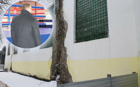 Трещина от пола до потолка: детский омбудсмен проверил спортивный комплекс в Ярославле