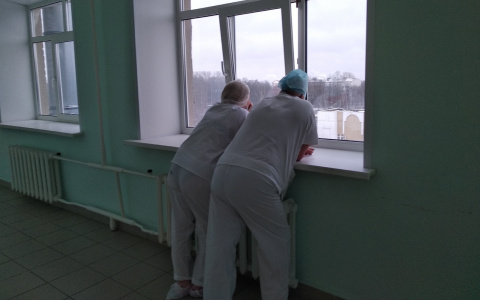 Перекрыт весь этаж: закрыто целое отделение в ярославской больнице