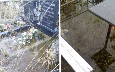 "Людей опускали прямо в воду": на Осташинском кладбище случился потоп